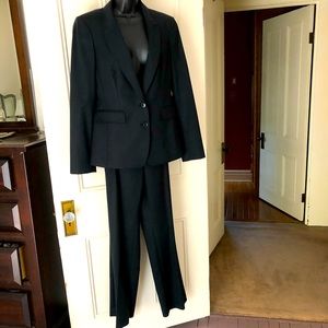 Banana Republic classic suit